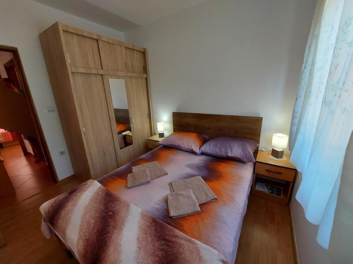 Apartman Porat Apartamento Pula Exterior foto